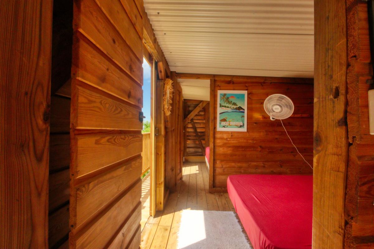 35 Location villa piscine Martinique_vers chambre robinson 2